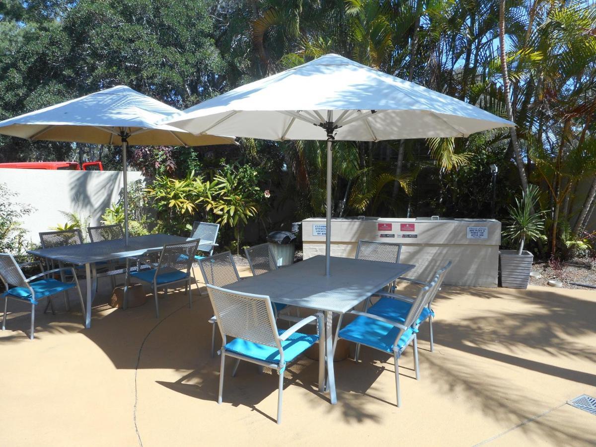 Placid Waters Holiday Apartments Bongaree Bagian luar foto